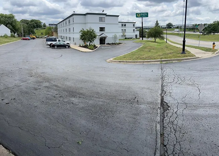 Quality Inn Merriam Kansas City