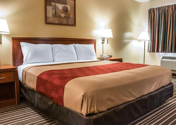 Econo Lodge Paw Paw