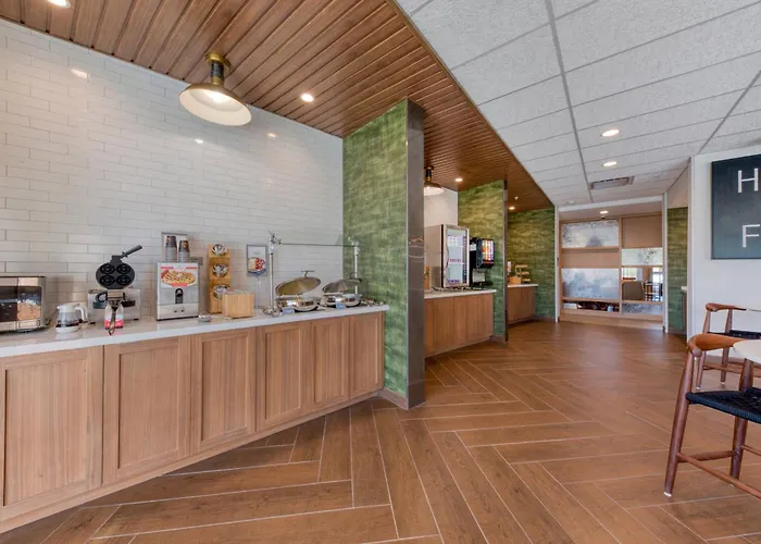 Fairfield Inn & Suites By Marriott Charlotte Belmont