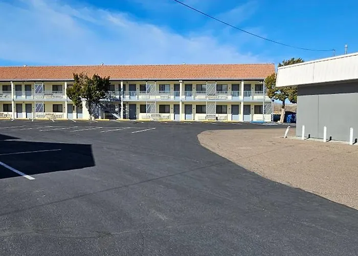 Travel Inn & Suite Springerville