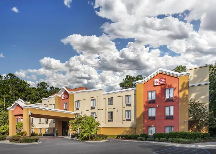 Best Western Plus Richmond Hill Inn