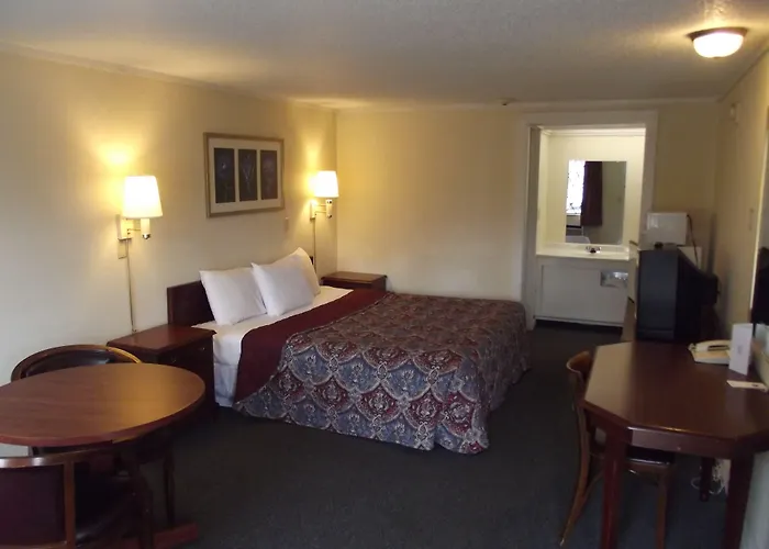 Knights Inn Cleveland/Macedonia