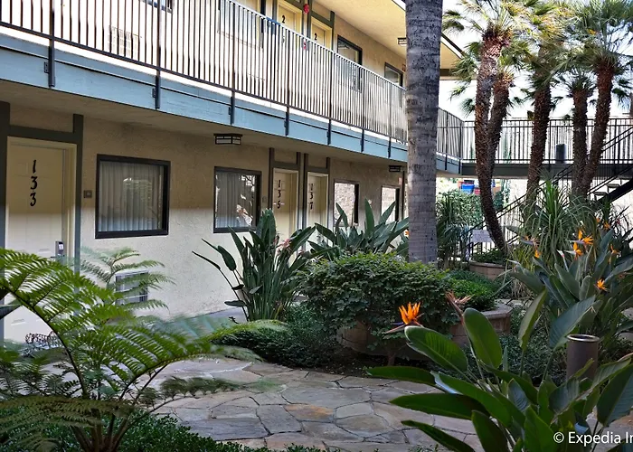 Key Inn And Suites