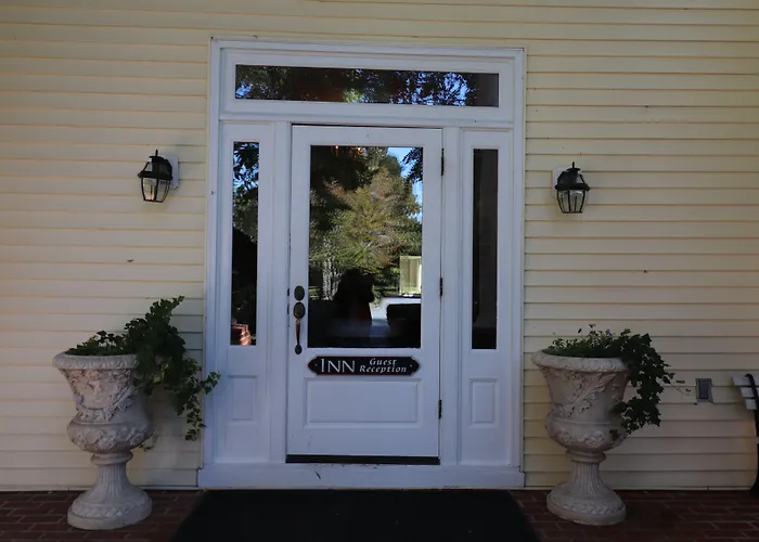 The Oaks Waterfront Hotel Saint Michaels