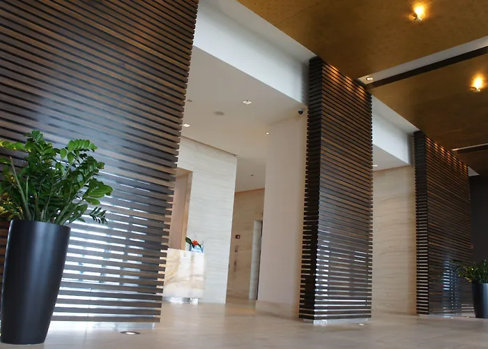 Hotel Arista Naperville