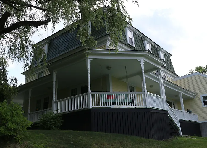 Ballard House Inn