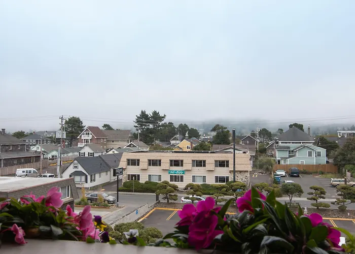 Hi Tide Oceanfront Inn