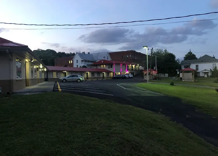 Ellijay Inn - Downtown Ellijay
