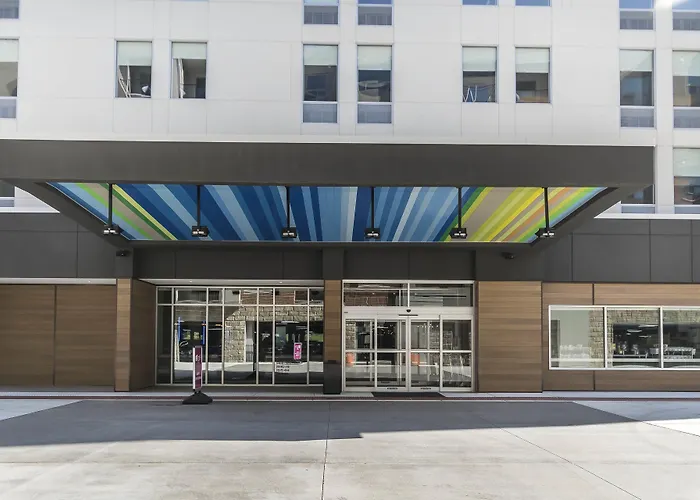 Aloft By Marriott Newport On The Levee Hotel