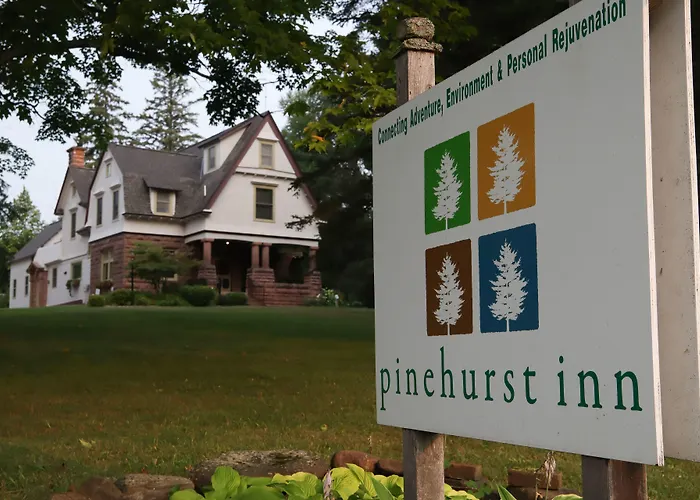 Pinehurst Inn Bed & Breakfast Bayfield