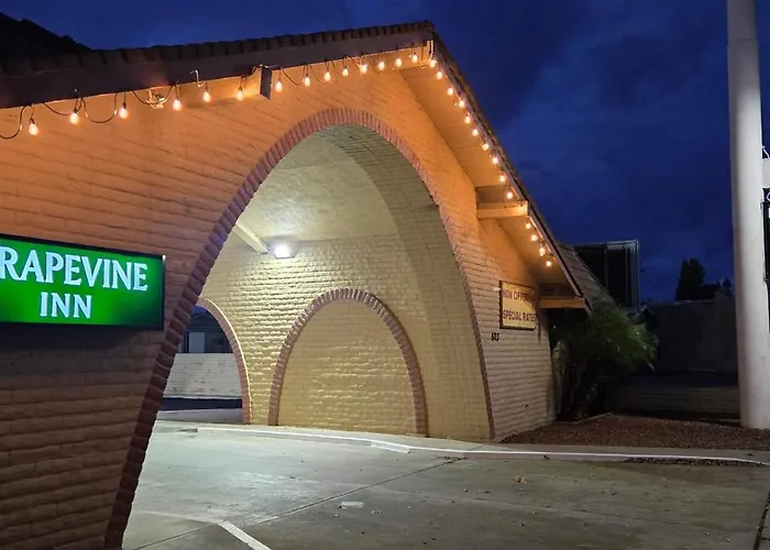 Grapevine Inn