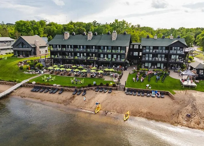 Quarterdeck Resort Nisswa