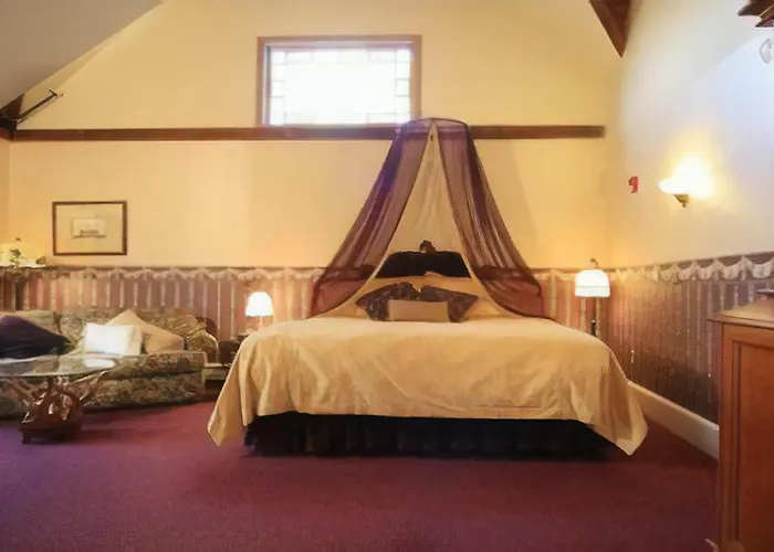 Grand Victorian Inn