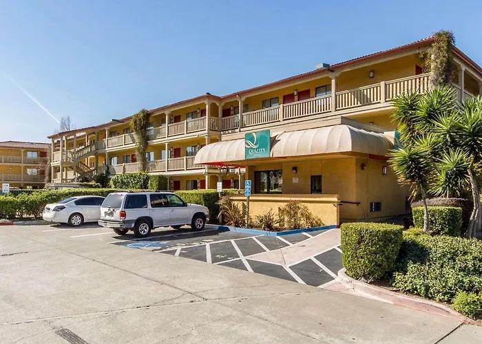 Quality Inn Oakland Airport