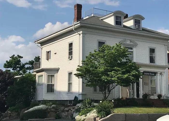 Julietta House