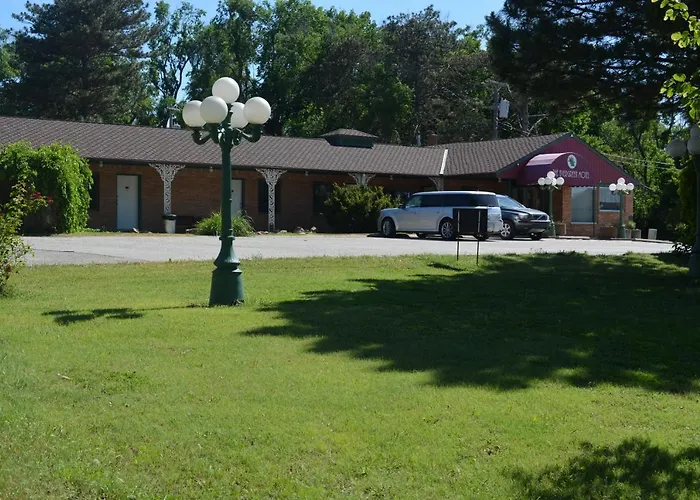 The Evergreen Motel In Kansas Pratt